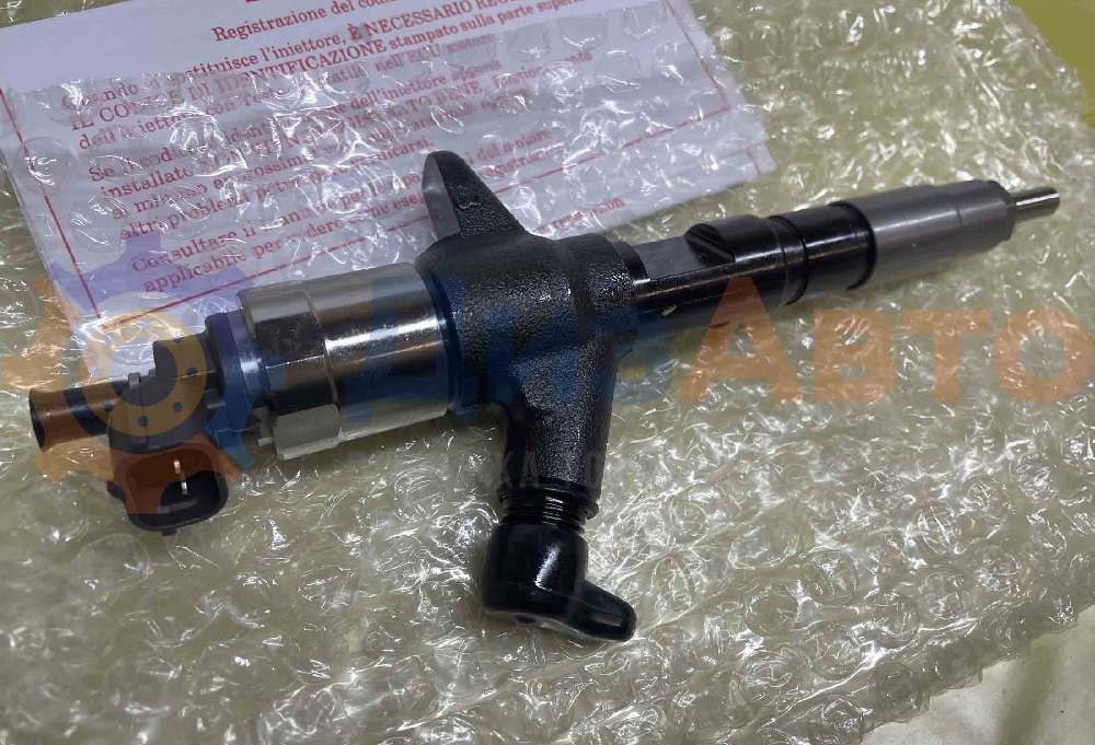 Форсунка Common Rail 095000-5550
